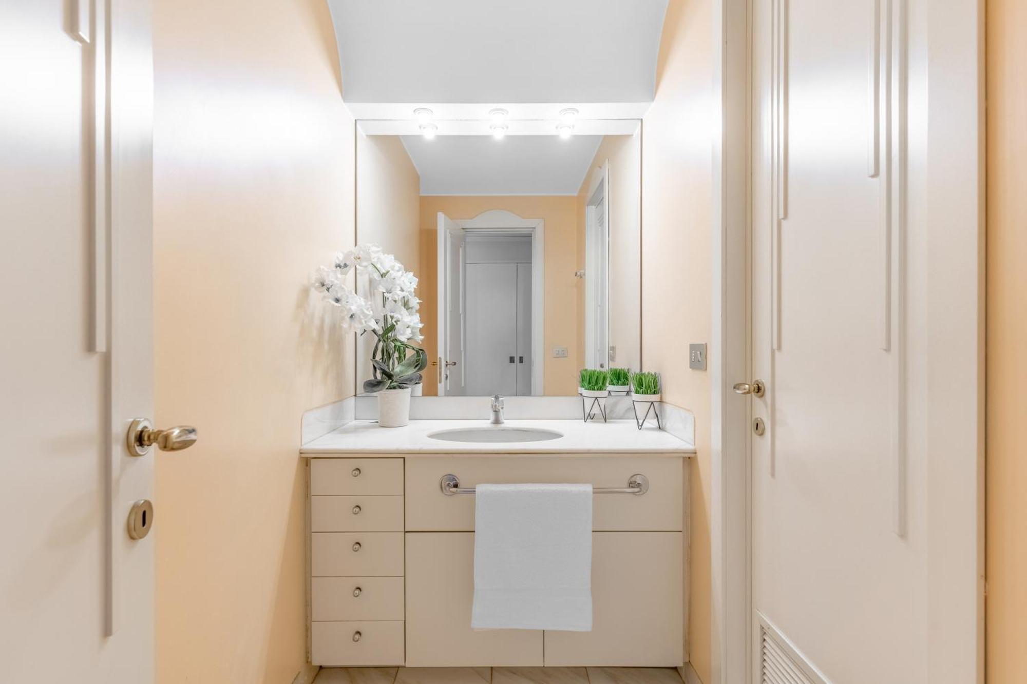 Central Luxurious Apartment Duomo A/C-Wi-Fi Free Milano Eksteriør bilde