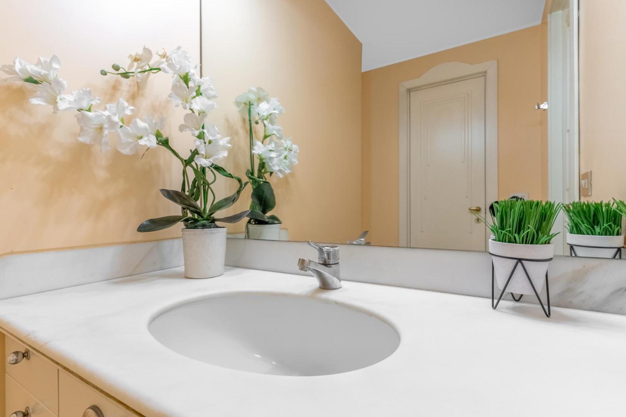 Central Luxurious Apartment Duomo A/C-Wi-Fi Free Milano Eksteriør bilde