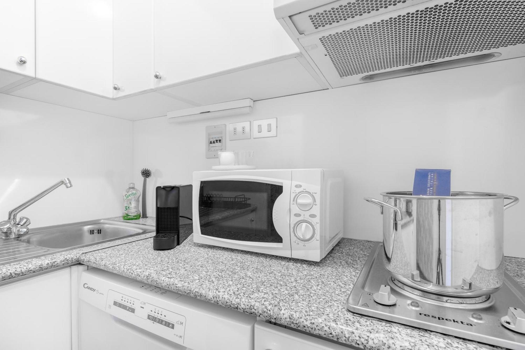Central Luxurious Apartment Duomo A/C-Wi-Fi Free Milano Eksteriør bilde